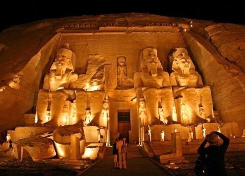 Private Day Trip to Abu Simbel Temple with Guide from Luxor